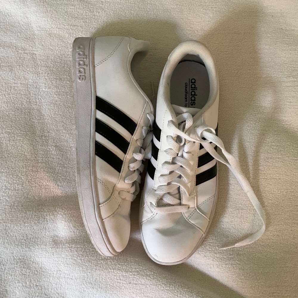 adidas cloud foam sneakers